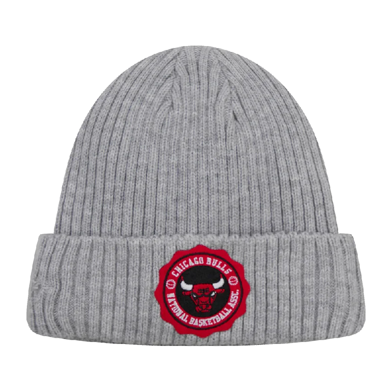 NBA CHICAGO BULLS CREST EMBLEM UNISEX KNIT BEANIE (GRAY)