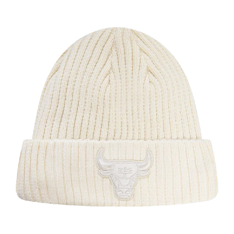 NBA CHICAGO BULLS NEUTRAL BEANIE (EGGSHELL)