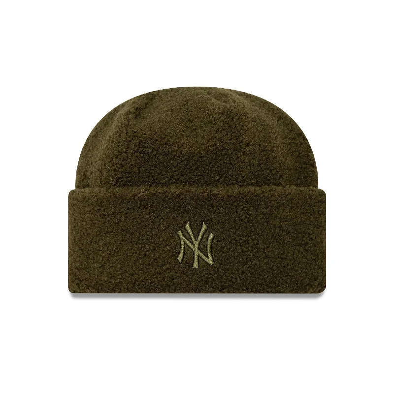 New York Yankees Womens Borg Green Cuff Knit Beanie Hat