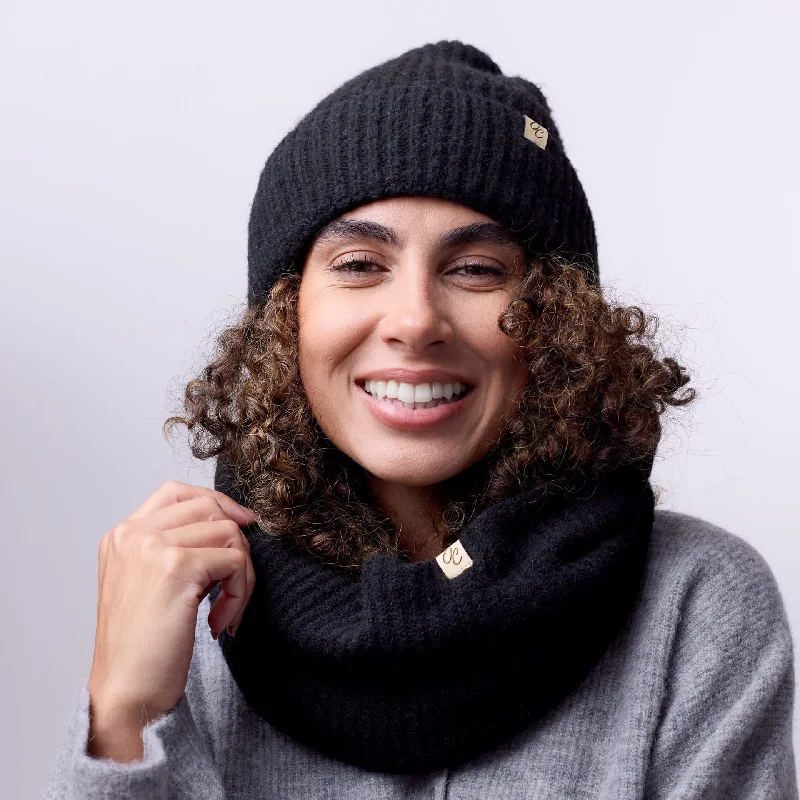 Only Curls Satin Lined Beanie and Snood Set - Sophia in Black